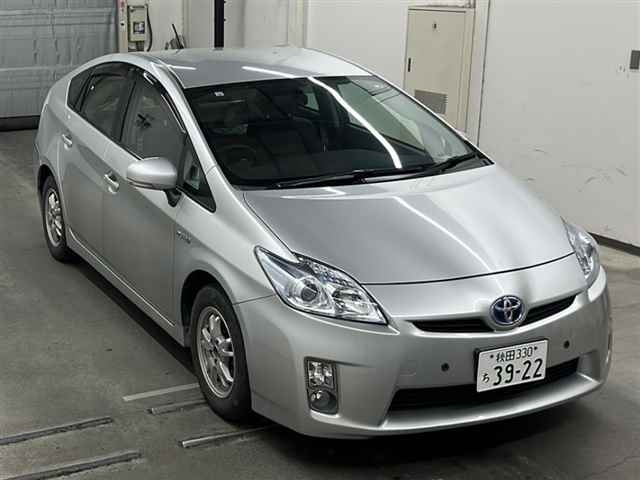 TOYOTA PRIUS 2011