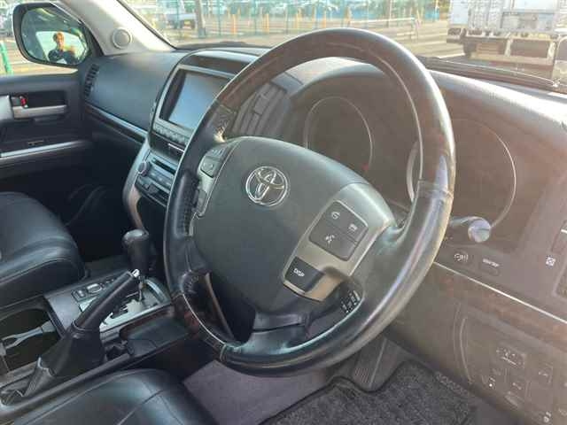 TOYOTA LAND CRUISER 2010