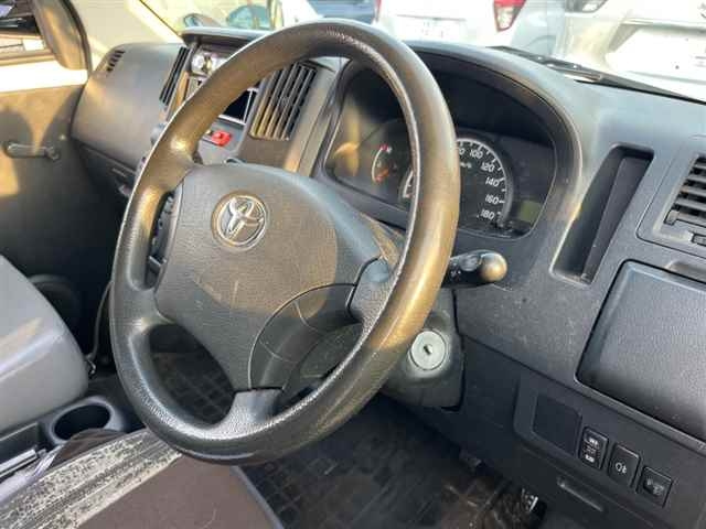 TOYOTA TOWN ACE VAN 2015