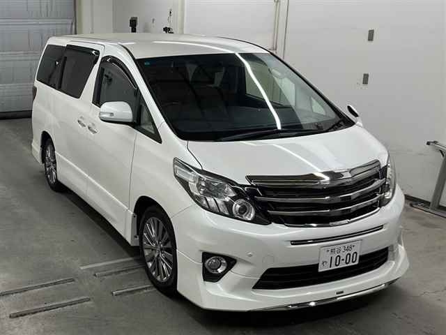 TOYOTA ALPHARD 2013