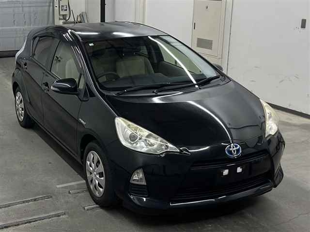 TOYOTA AQUA 2014