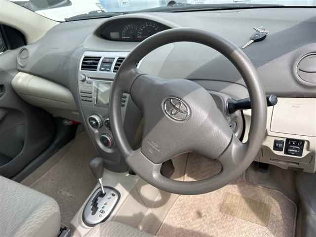 TOYOTA BELTA 2012