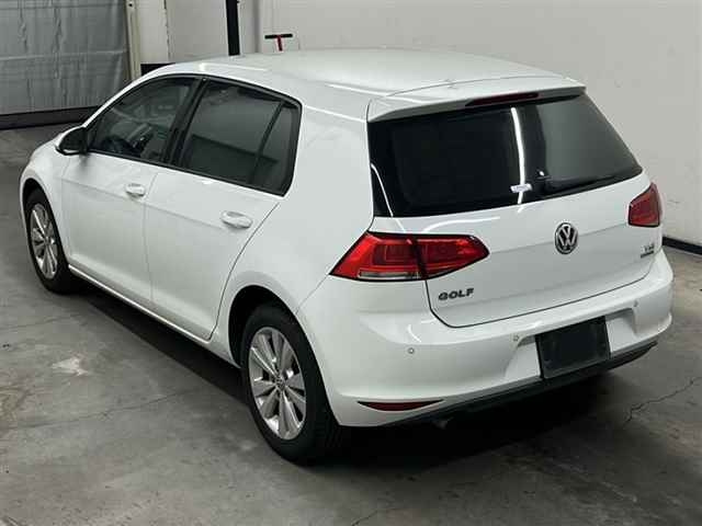 VOLKSWAGEN GOLF 2013