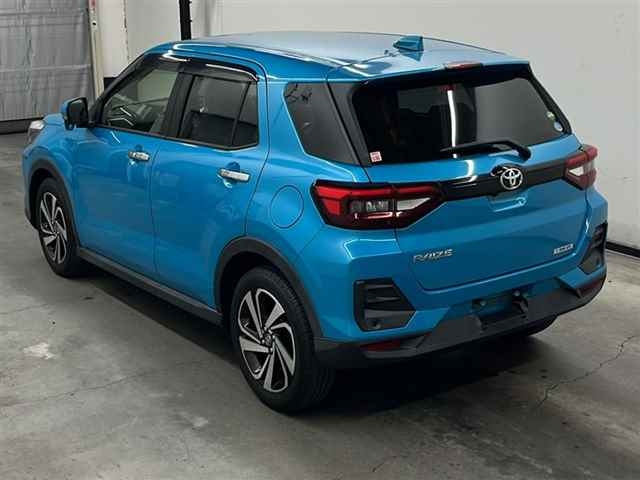TOYOTA RAIZE 2020