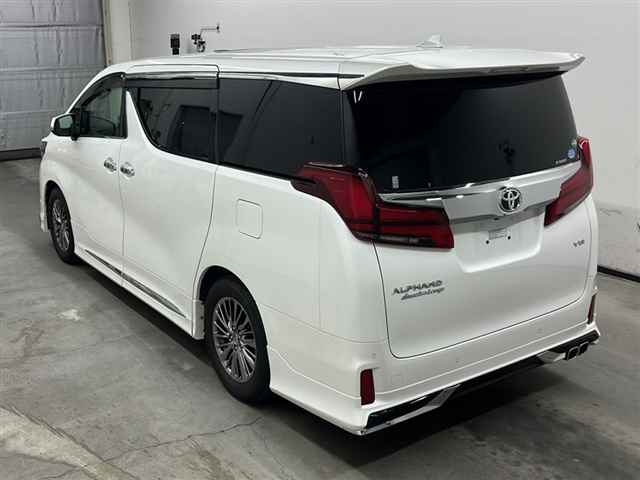 TOYOTA ALPHARD 2018