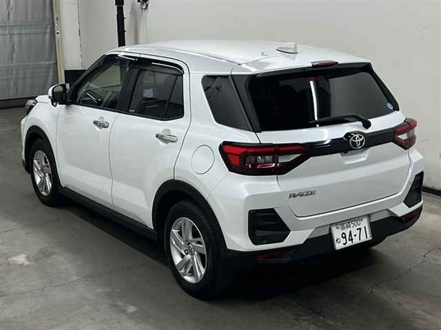 TOYOTA RAIZE 2020