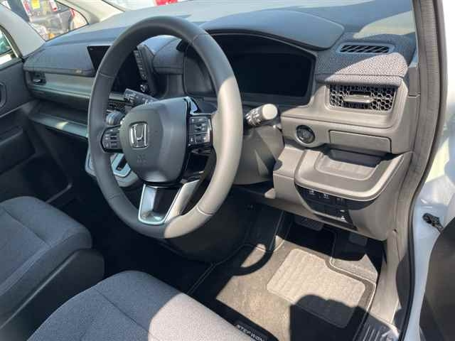 HONDA STEP WAGON 2025