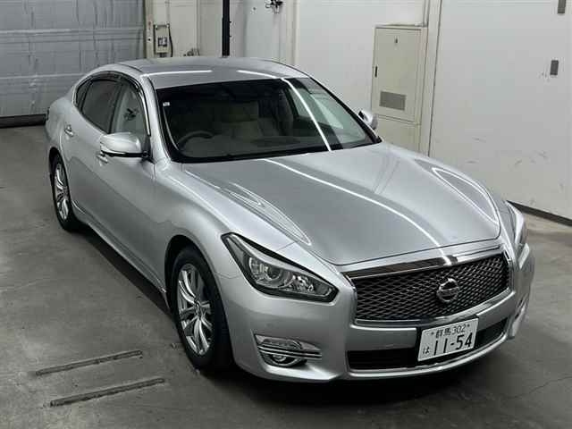 NISSAN FUGA 2021