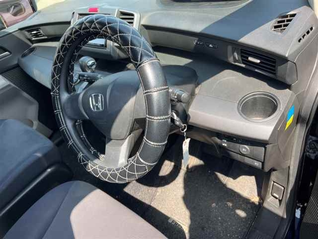HONDA FREED 2010