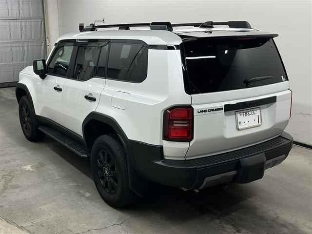 TOYOTA LAND CRUISER 2024