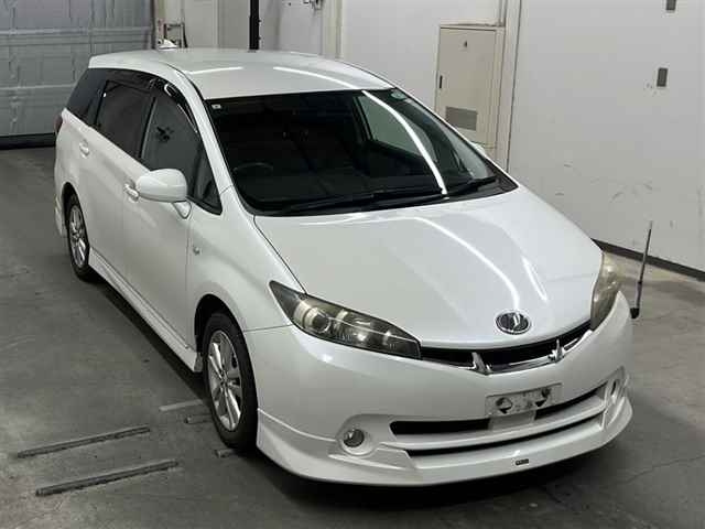 TOYOTA WISH 2009