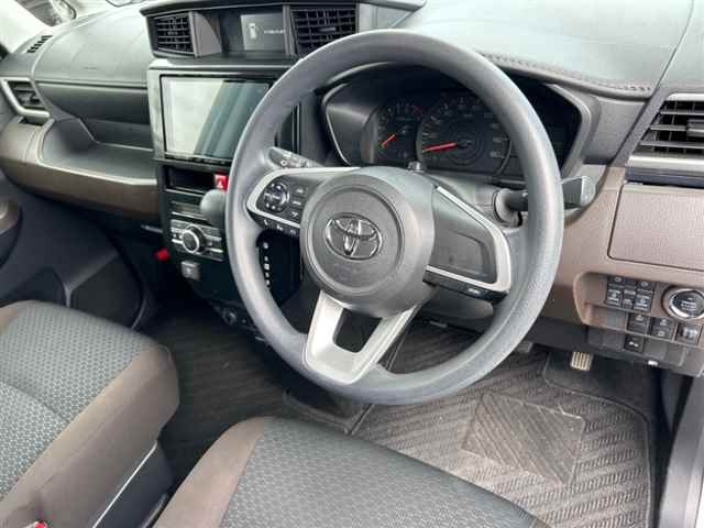 TOYOTA ROOMY 2020
