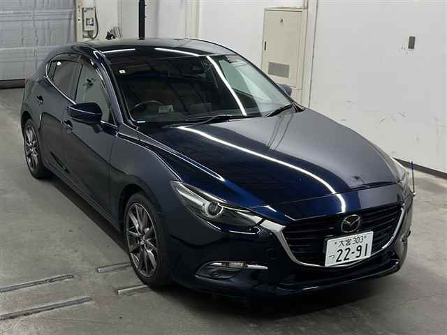 MAZDA AXELA 2017