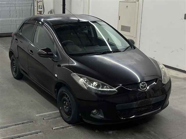 MAZDA DEMIO 2010