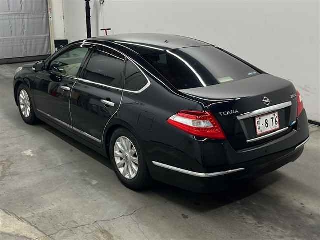NISSAN TEANA 2011