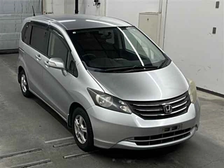 HONDA FREED 2010