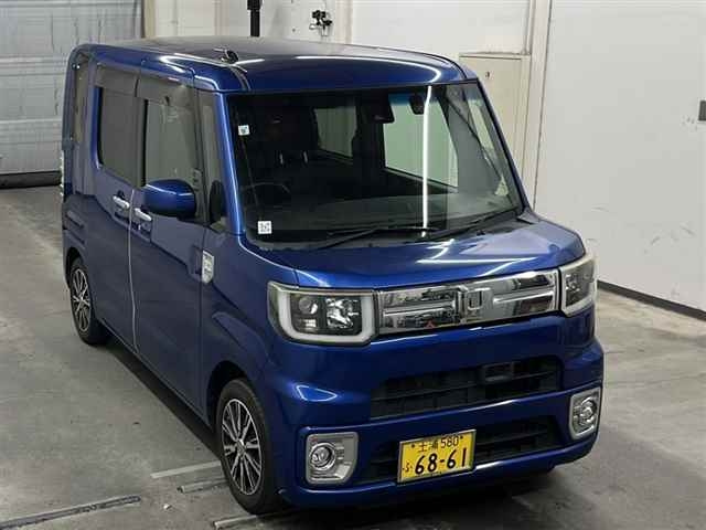 DAIHATSU WAKE 2017