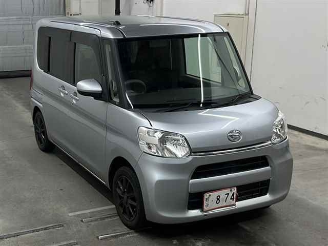 DAIHATSU TANTO 2018