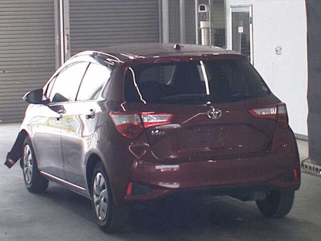 TOYOTA VITZ 2019