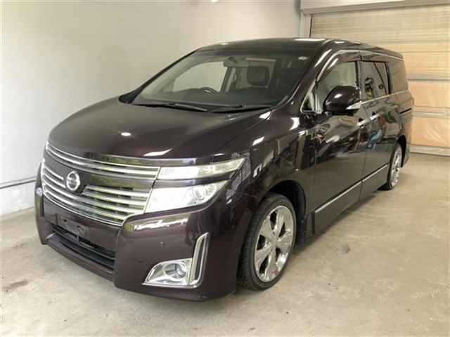 NISSAN ELGRAND 2010