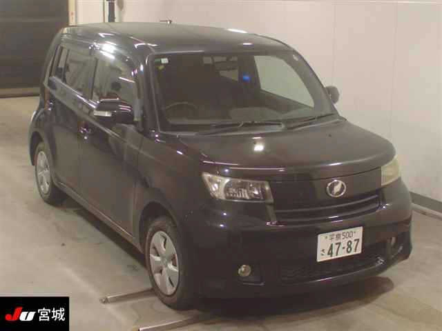 TOYOTA BB 2010