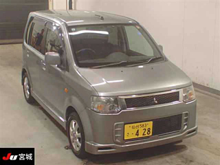 MITSUBISHI EK SPORTS 2011