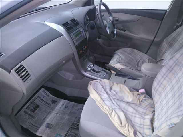 TOYOTA COROLLA AXIO 2011