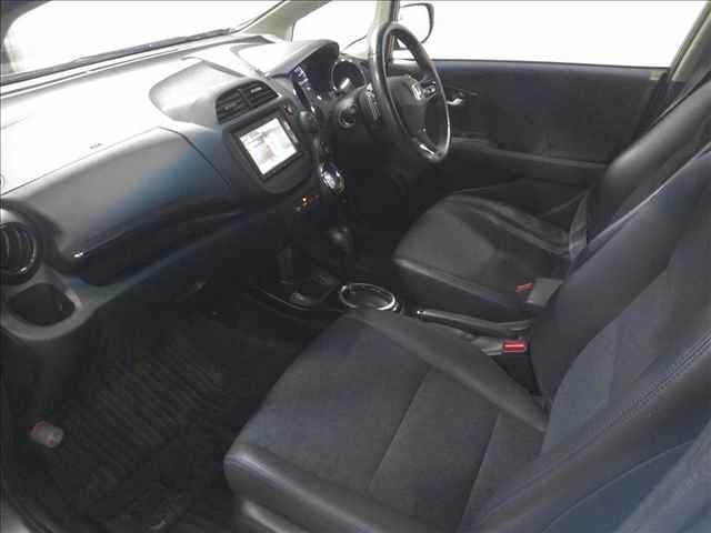 HONDA FIT SHUTTLE 2014