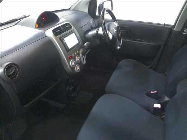 MITSUBISHI EK SPORTS 2011