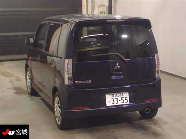 MITSUBISHI EK SPORTS 2011