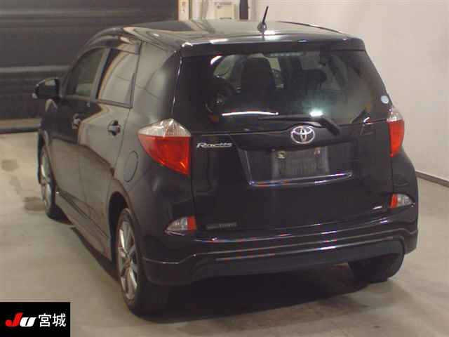 TOYOTA RACTIS 2012
