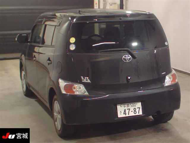 TOYOTA BB 2010