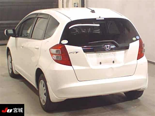 Заказать HONDA FIT