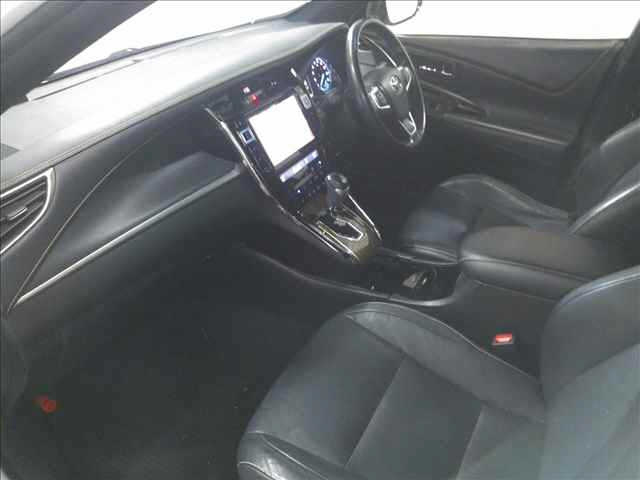 TOYOTA HARRIER 2015