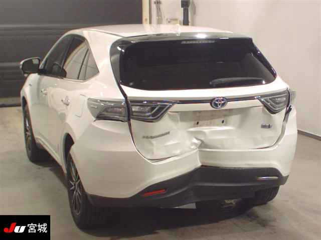 TOYOTA HARRIER 2015