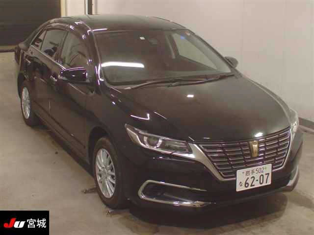 TOYOTA PREMIO 2020