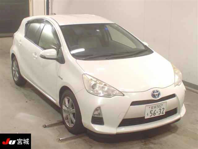 TOYOTA AQUA 2012
