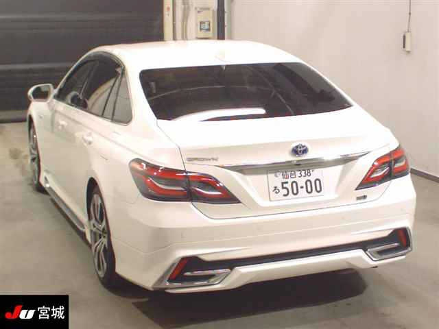 TOYOTA CROWN 2019