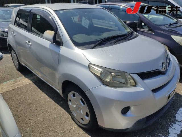 TOYOTA IST 2008