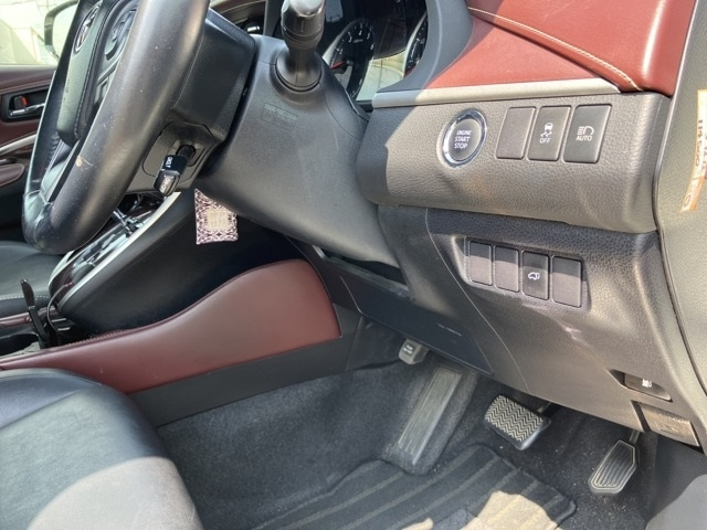 TOYOTA HARRIER 2014