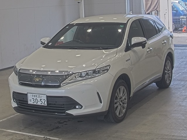 TOYOTA HARRIER 2019