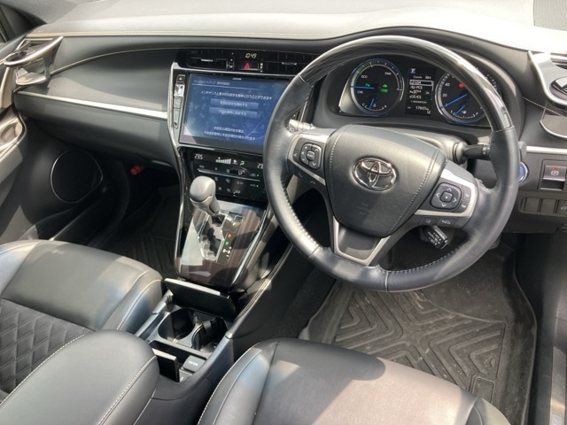 TOYOTA HARRIER 2019