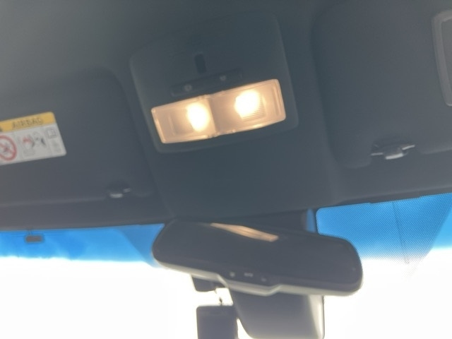 TOYOTA HARRIER 2019