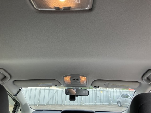 TOYOTA PRIUS ALPHA 2012