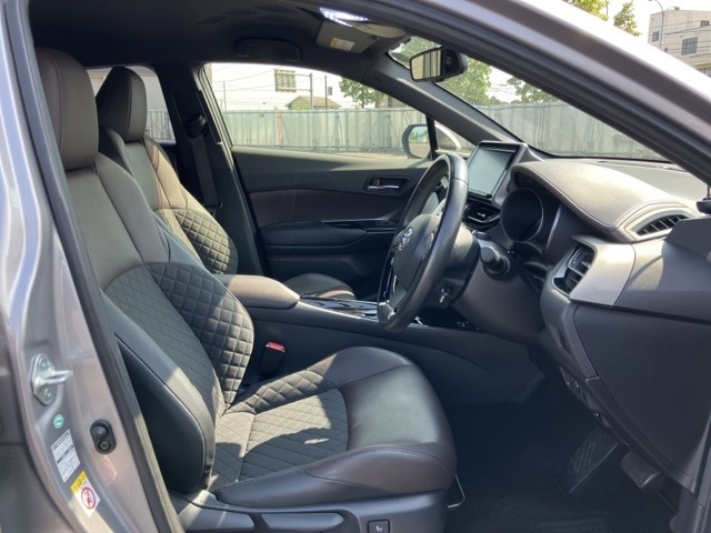 TOYOTA C-HR 2017