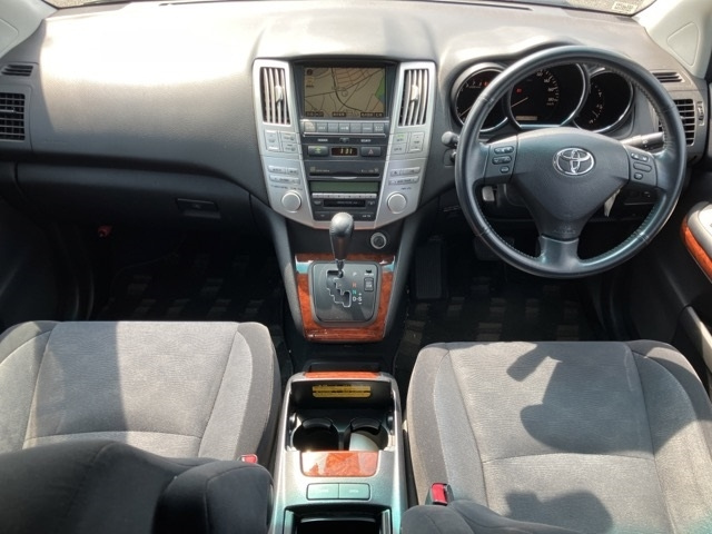 TOYOTA HARRIER 2008