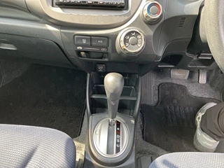 HONDA FIT 2010