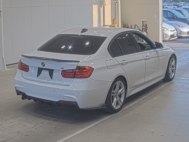 BMW 3 SERIES 2013
