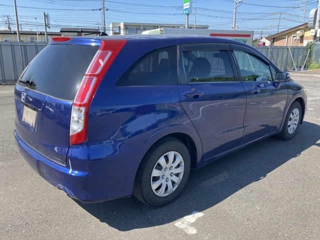 HONDA STREAM 2010
