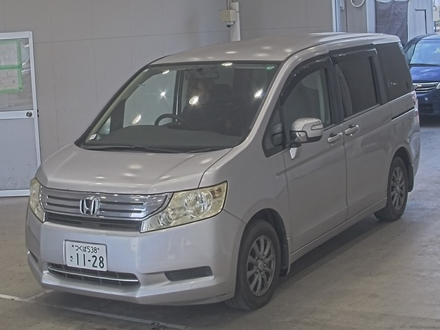 HONDA STEP WAGON 2011